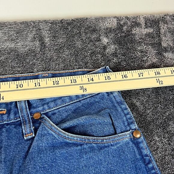 Vtg Wrangler 13MWZ Men's Jeans 33X38 (31X37) Blue Denim Jeans Made In USA - Picture 5 of 12